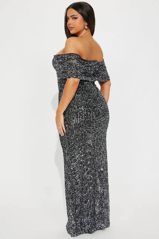 Ciara Sequin Maxi Dress - Black