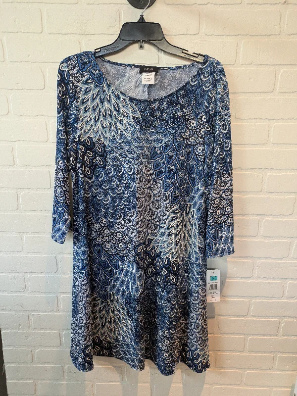 Blue & White Dress Casual Short Msk, Size L