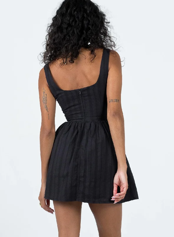 Lorinda Mini Dress Black