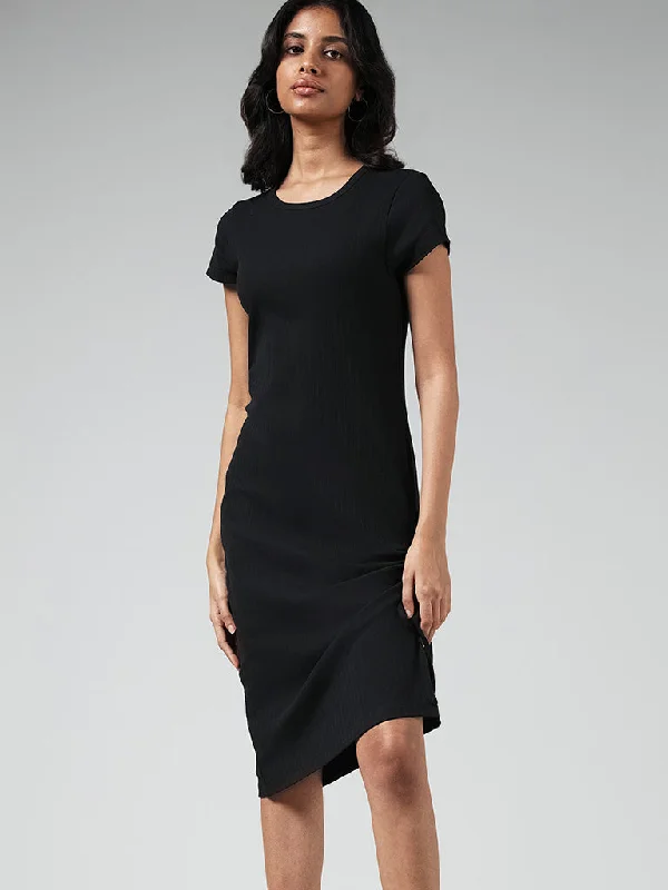 Nuon Solid Black Cotton Blend Scrunch Bodycon Dress