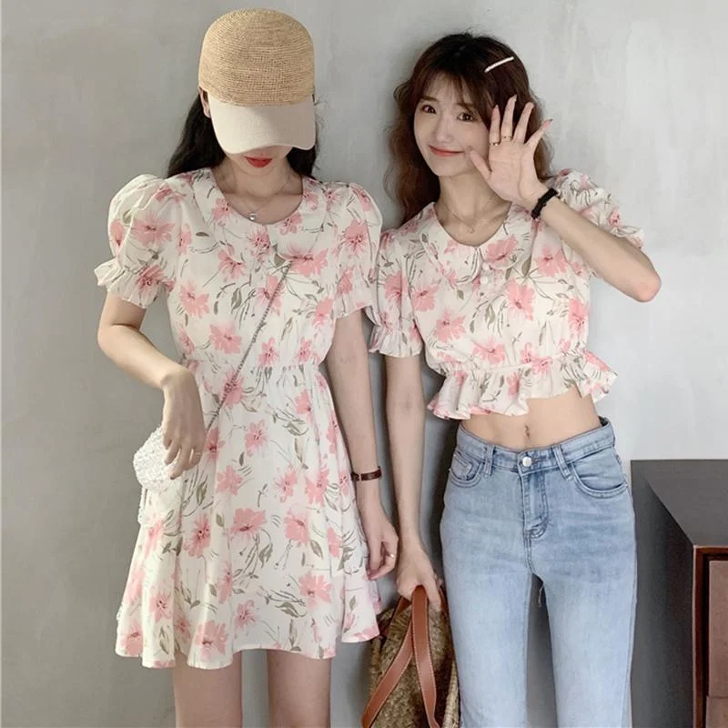 Women's Lovely Flower Printed Flare Sleeved Dresses