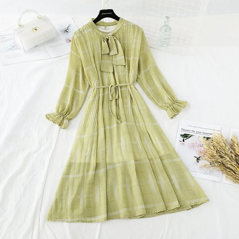 French retro gentle wind with pleated skirt  3835